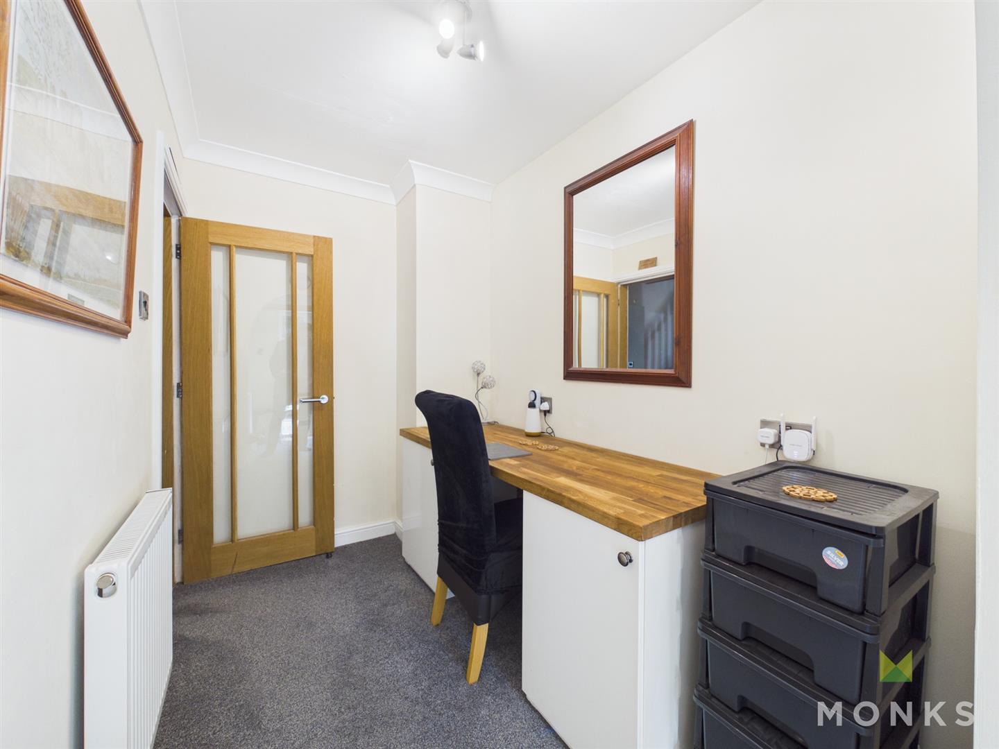 Everglades Brynhafod Lane, Oswestry, SY11 1SH For Sale